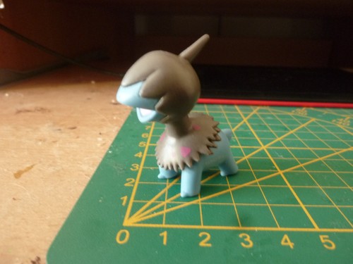 Pokemon figure figurine deino