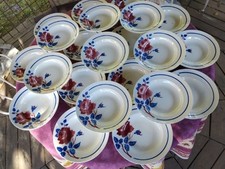 22 Assiettes Creuses KG Lunéville Modèle Chantal Décor de Roses Bleues 22,5cm
