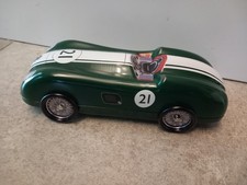 Voiture Boite Métallique A