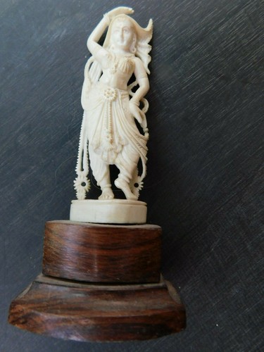 Rare sculpture statuette - rare,
