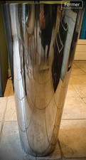 Grand vase design en métal