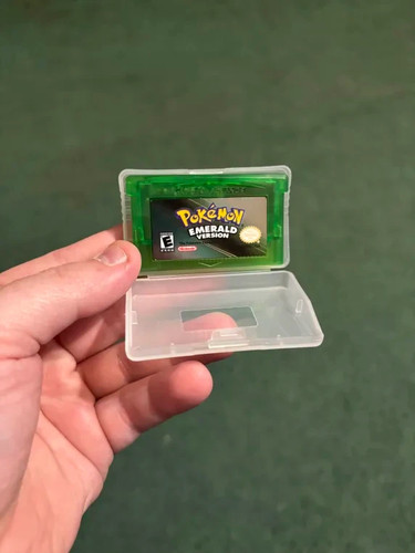 Pokemon emerald nintendo - pokemon,