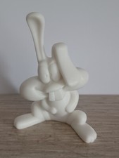 FIGURINE ANCIENNE PVC PLASTIQUE LAPIN BLANC à identifier 