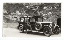 G1431 Voiture anglaise non-identifiée. Chauffeur. Années 1920. Photo argentique