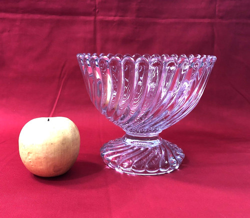 Coupe sur pied cristal - pied, en