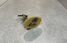 ANCIEN CAVALIER METAL EPOXY POMPE A BIERE D'ABBAYE BELGE BELGIAN BEER BIER LEFFE