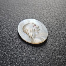 Jeton en nacre représentation de la vierge Marie gravée Alain 1939