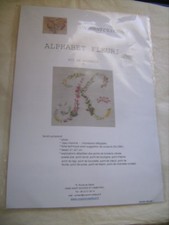 Kit broderie Alphabet fleuri