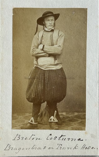 France breton avec costume - breton,