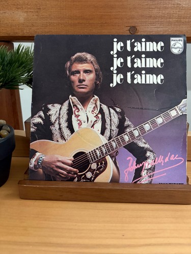 Johnny hallyday t - hallyday,