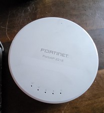 Fortinet FortiAP-221E Wireless Access Point, 802.11ac 1,14 Gbit/s