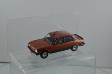 PEUGEOT 504 GR TN VÉHICULE