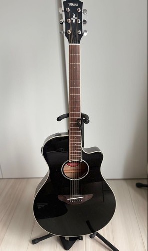 Guitare électrique acoustique
