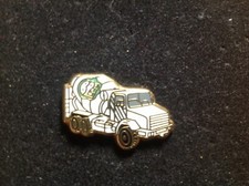 RARE PINS CAMION TRUCK TOUPIE