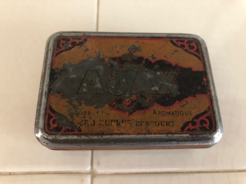 Ancienne boîte tôle - boîte, en