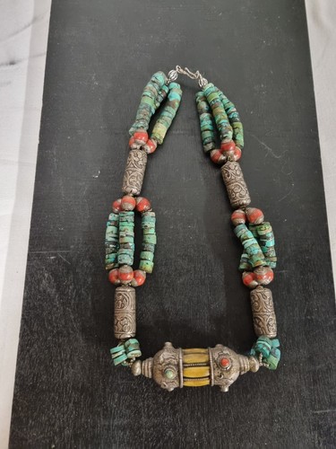Collier ethnique ancien - collier,