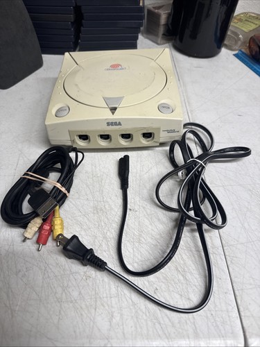 Sega dreamcast console - sega, gaming