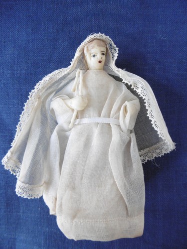 Petite poupée ancienne - poupÉe,