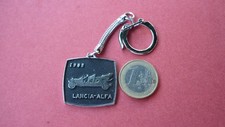 PORTE CLE METAL   /  VOITURE