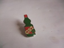 PINS BOISSON ALCOOL  MENTHE