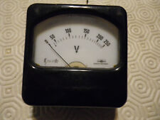 Voltmetre de tableau Cadre Ferromagnétique continu , alternatif 250 V, resistanc