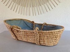 525⚜️ Ancien Petit Couffin Pour Poupée, Poupon en Osier Vintage Longueur 50 Cm