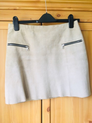Mini jupe daim beige camel - en,