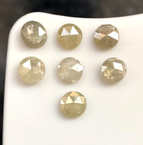 Diamant naturel taillé rond - naturel,