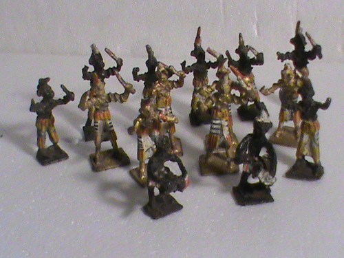 Lot figurines bronze type - bronze/,