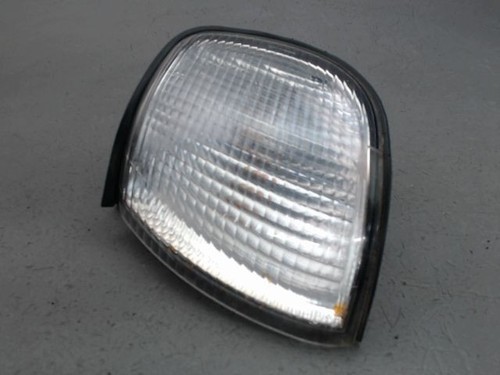 Clignotant avant droit - clignotant,