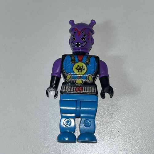 Lego alien monster - alien,