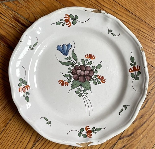 Plat ancien faïence est - plat, de