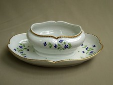SUPERBE SAUCIERE  XVIIIeme, DÉCOR aux BARBEAUX, MANUF du DUC d ANGOULEME à PARIS