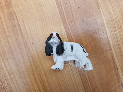 Figurine chien cavalier - chien,