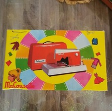 Ancienne petite machine à