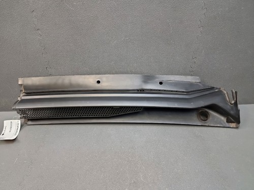 Baie pare brise avant droite - ,