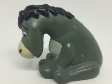 FIGURINE ANCIENNE EN PVC