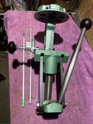 Rcbs turret reloading press - turret,
