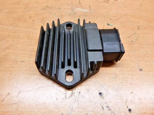 Regulateur honda 125 varadero - ,