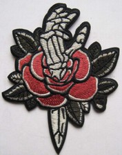 PATCH  LA FAUCHEUSE ROSE