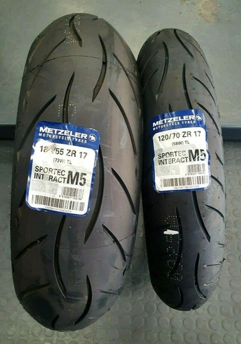 Lot pneus moto - 2, metzeler