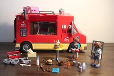 Camion rouge food truck Playmobil 70075 figurines et accessoires