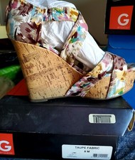 Guess Wedge Sandal Sz 8