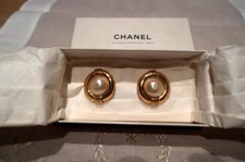 CHANEL Boucles d'oreilles