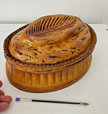 Terrine Pillivuyt  en trompe l'oeil " paté en croutte ".