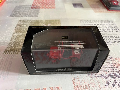Voiture miniature jeep willys - voiture,