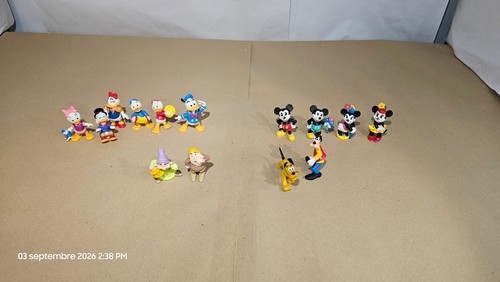 Lot figurines disney - lot,