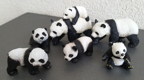 Lot figurines panda - de,