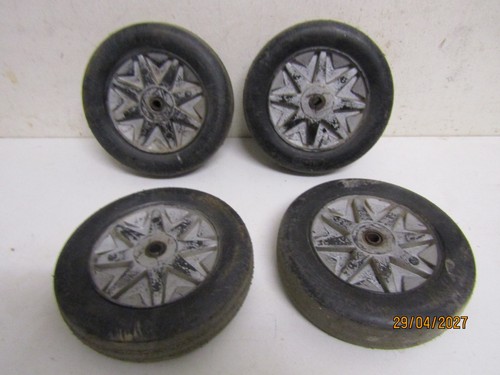 Lot roues voiture - roues, a