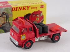 Dinky Toys GB n° 425 camion Bedford TK Coal Lorry 1/43 jamais joué en boite